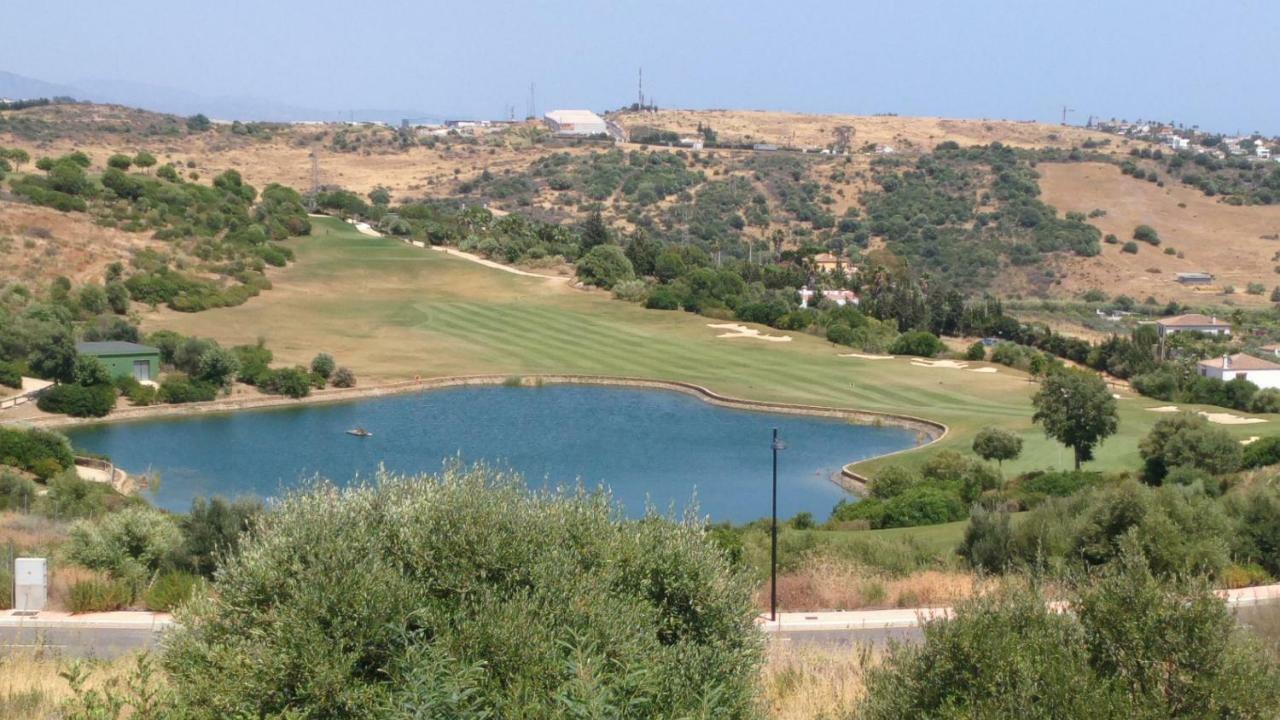 Urb. Valle Romano Capitolio 11B-C Естепона Екстер'єр фото